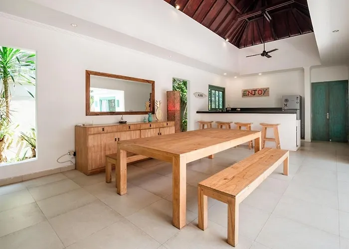 Olisa Indah Villa *