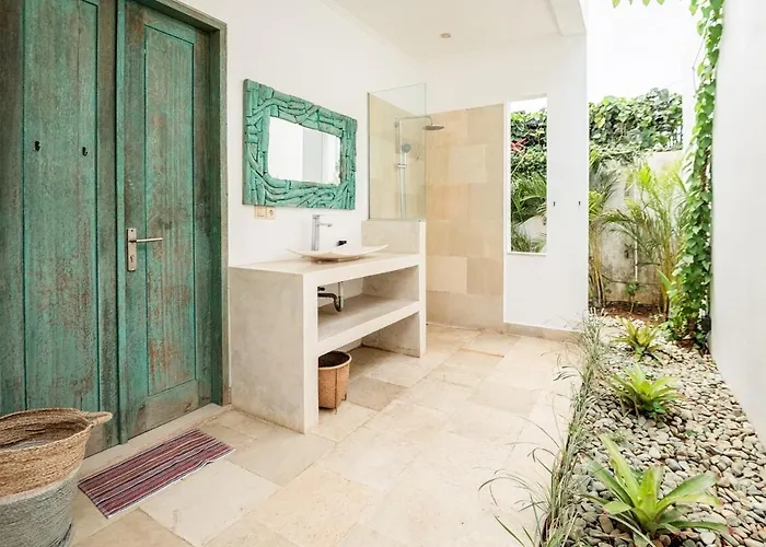 Olisa Indah Uluwatu (Bali)